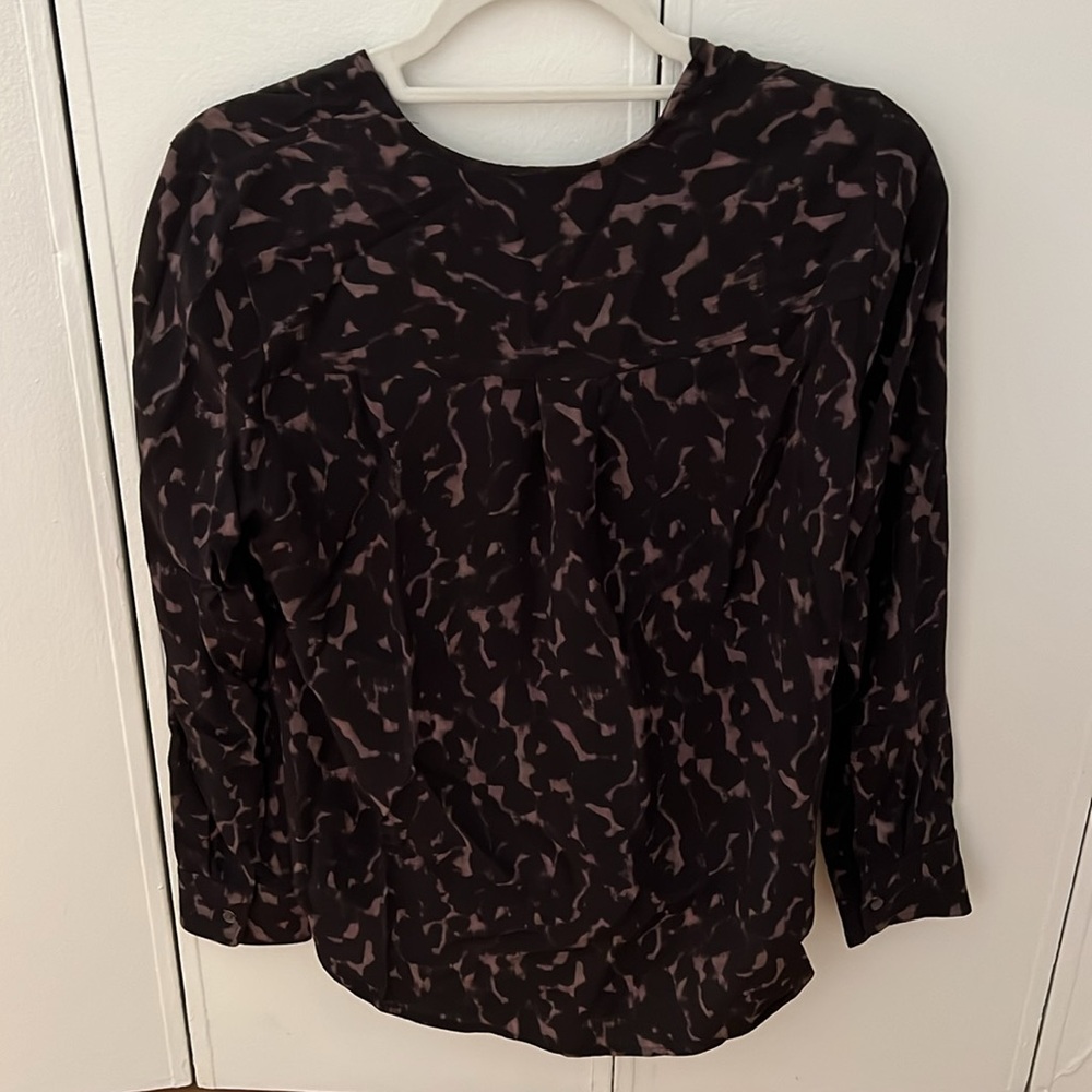 NWT Rails leopard print drape-front blouse - Picture 5 of 5